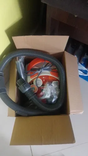 Vendo um Aspirador de pó novinho 110watss