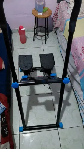 Vendo simulador de escalada/escada,novo