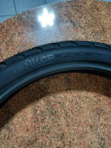 Pneu dianteiro Bunker 90/90 - 21