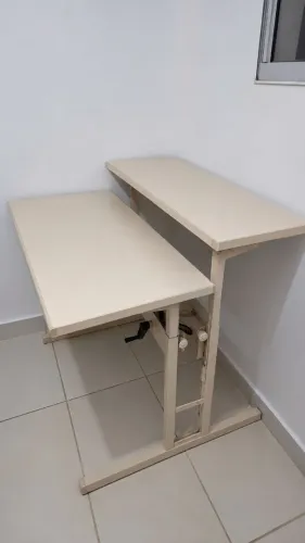Mesa Regulável de Altura Dupla - Ideal para Estudos, Escritório e Home Office - 120,00