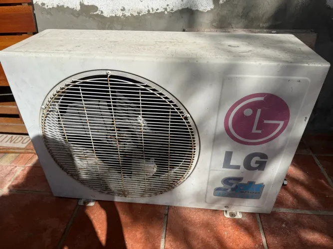 Ar condicionado LG Quente e Frio 220v 12bts