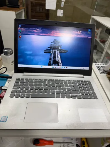 Vendo notebook Lenovo ideapad 330