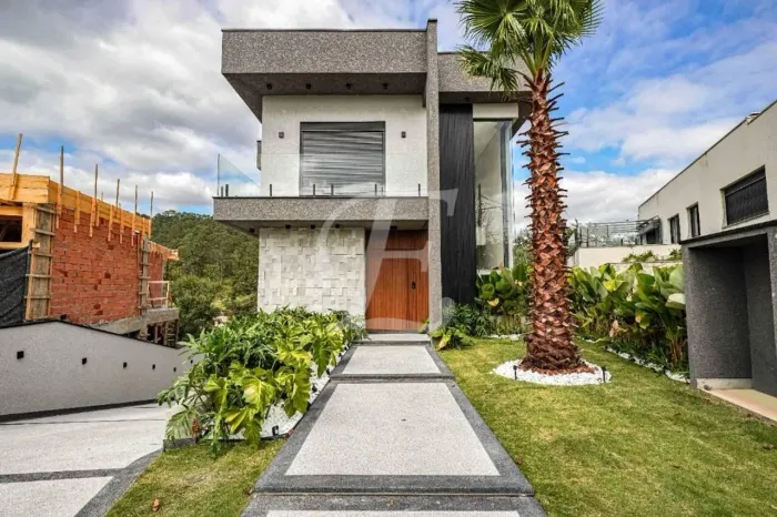 Casa com 3 dormitórios à venda, 269 m² por R$ 3.800.000,00 - Suru - Santana de Parnaíba/SP