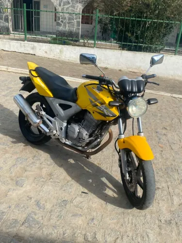 CBX Twister 250