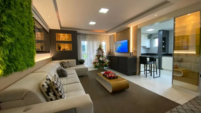 Apartamento central, 03 dormitórios, totalmente mobiliado.
