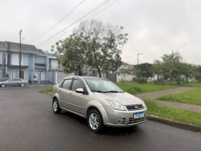 Ford Fiesta Sed. 1.6 8V Flex 4P 2009