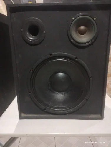 Caixas de Som + Gabinetes + Altifalantes