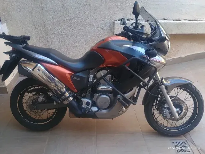 Honda Transalp 700 ABS Revisada