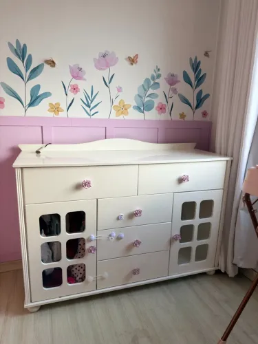 Cômoda bebê menina