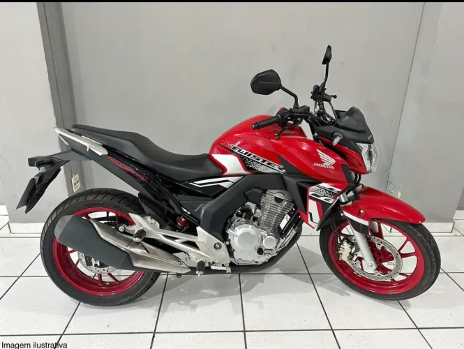 HONDA CB 2021