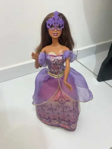 Barbie mosqueteira roxa