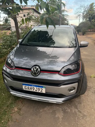Volkswagen Up! Cross 1.0 TSI Total Flex 12V 5P 2018