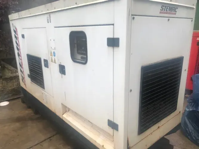 Gerador STEMAC 140/150 kVA (140kVA/150kVA) 2014