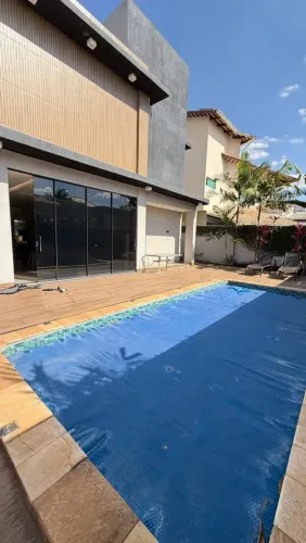 Aluguel - Sobrado com piscina aquecida no jardins madri