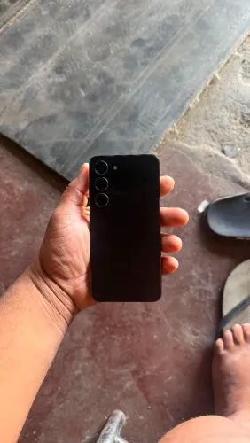 S23 256gb, vendo ou troco por ps4 slim