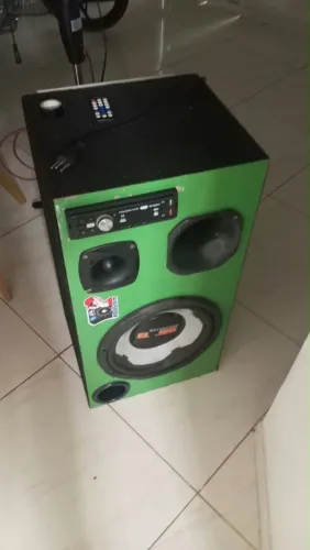 Vendo uma caixa bob