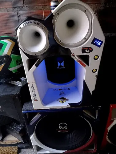 Vendo som automotivo completo