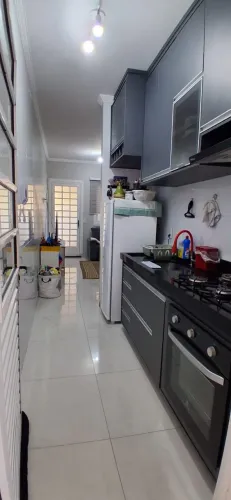 Casa 2 dorm - Jacareí - Condomínio Casabella (perto Villa Branca)
