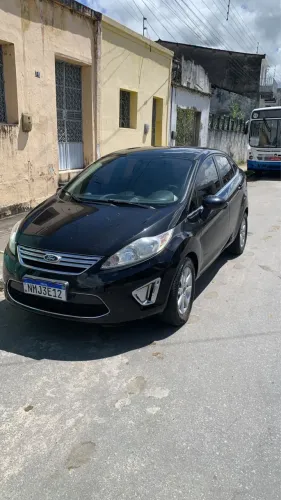Ford Fiesta Sedan SE 1.6 16V Flex 4P 2011
