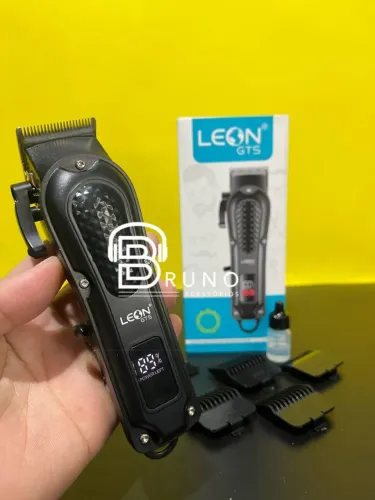 Maquina de Cortar cabelo com pentes recarregável 