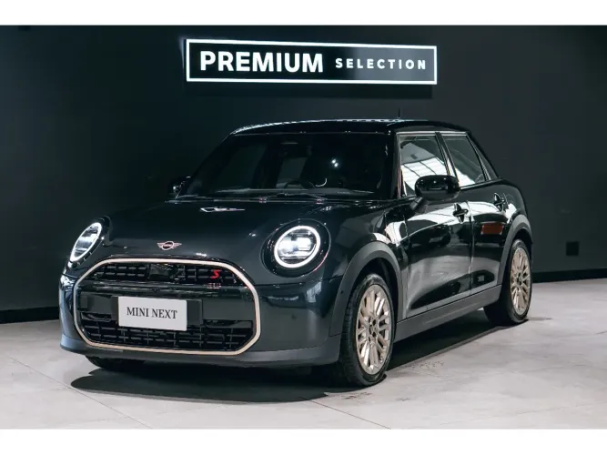 Mini Cooper 2.0 16V Twinpower Gasolina S 4P Steptronic 2026