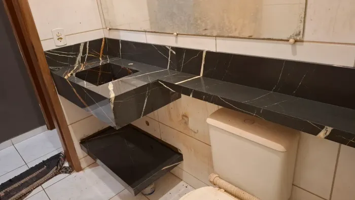 Mão de obra em porcelanato