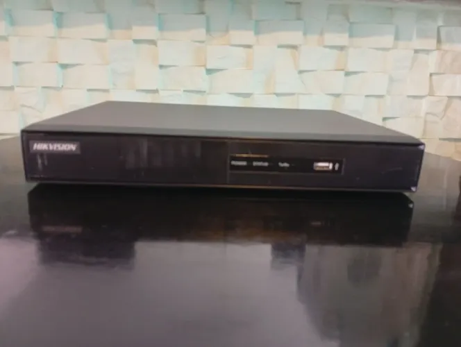 DVR HIKVISION 08 CANAIS,HD 500 GB