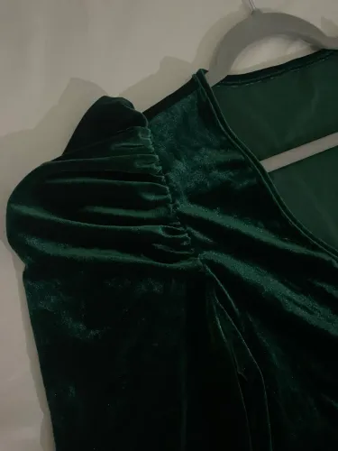 Vestido NOVO de Veludo verde P/M