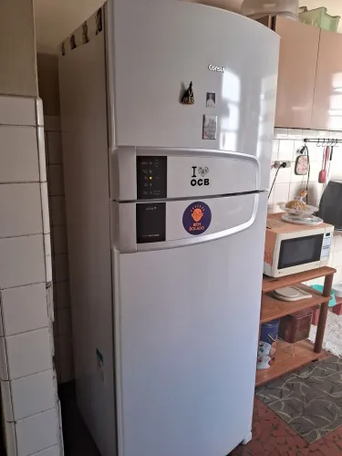 Vendo semi novos por motivo de viagem