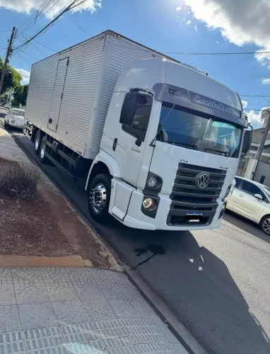 vw 24250 6x2 2011 bau
