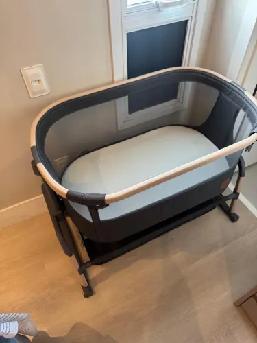 Berço Portátil Iora Air Co-Sleeper Graphite Maxi Cosi