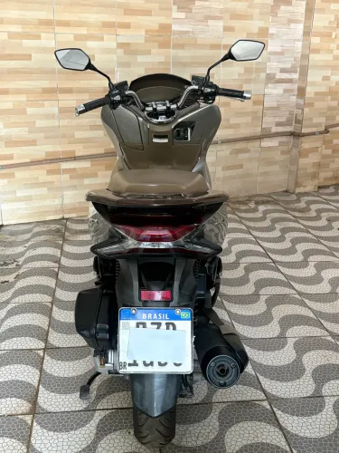 Honda PCX DLX 2022