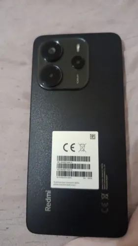 Vende se redimi note 14 novissimo ,acabou de sair da loja praticamente por $700