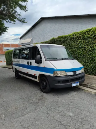Peugeot Boxer 2.3 Minibus 15/16l TB Diesel. 2011