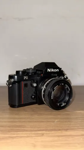 Nikon F3 + Lente Nikkor 50mm f/1.4 Ai-S