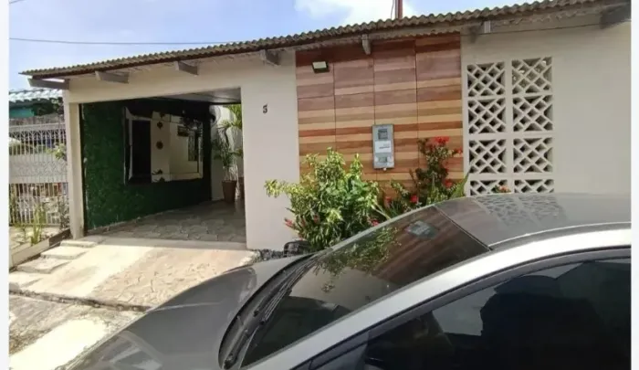 Linda casa no Nova Cidade - 128M² - 3 Dorms sendo 1 suíte - C/ piscina