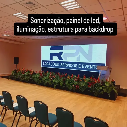 Locação e montagem de equipamentos para festas e eventos