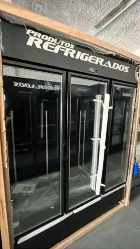 Geladeira 3 Portas Preta (Anselmo)