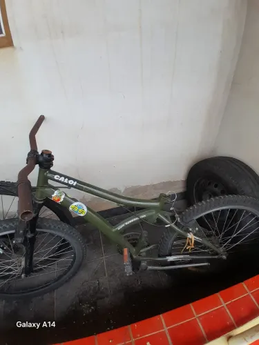 Caloi aro 24