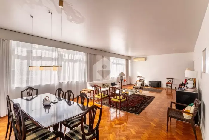 Apartamento para venda com 201m² 3 quartos, suíte e vaga - posto 6 de Copacabana - Rio de