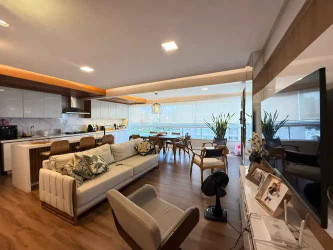 Apartamento Setor Bueno 3 suítes mobiliado impecável