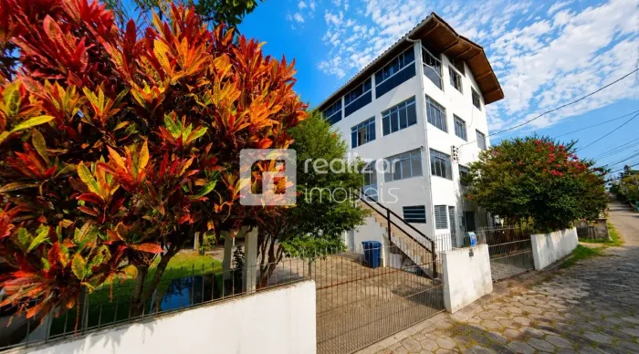 Apartamento 02 dormitorios nos Ingleses Norte