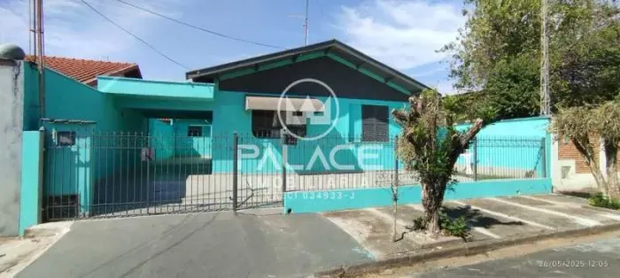 Casa de rua : / Residencial / Nova Piracicaba