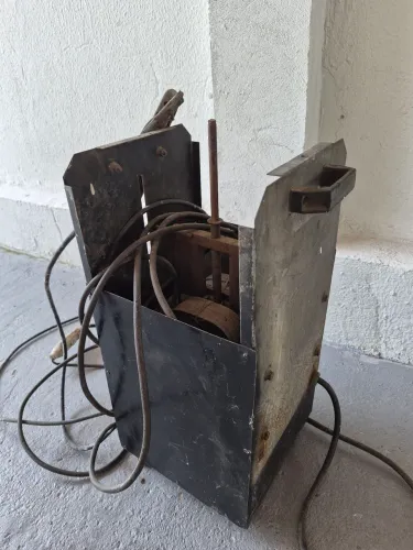 Máquina de Solda Elétrica