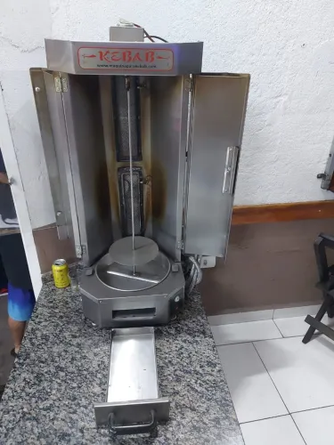 MÁQUINA PROFISSIONAL A GÁS PARA KEBAB / CHURRASCO GREGO