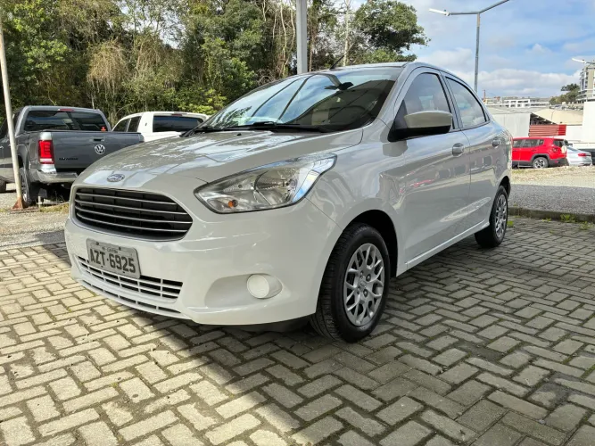 Ford KA+ Sedan 1.5 16V Flex 4P 2015