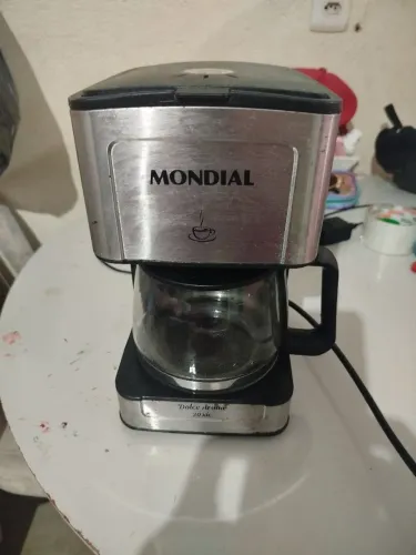 Vendo uma cafeteira