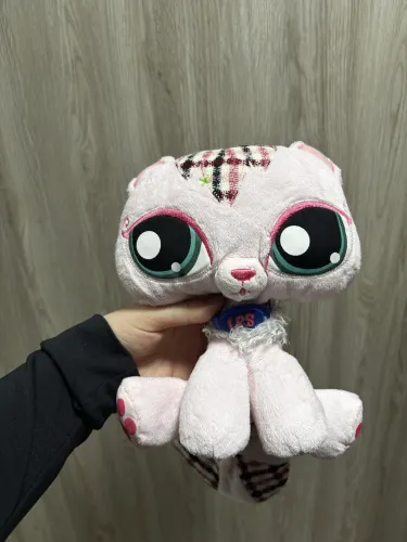Lote Littlest Pet Shop (LPS) - 3 Pelúcias VIPs + 2 Miniaturas Originais Hasbro