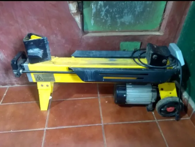 Rachador de lenha elétrico RTI 01 *não aceito Olx pay ( entrega a combinar)