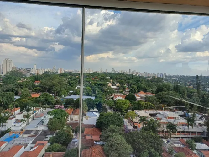 Oportunidade no Brooklin Paulista, São Paulo-SP: 3 quartos, 3 suítes, 5 banheiros, 2 vagas
